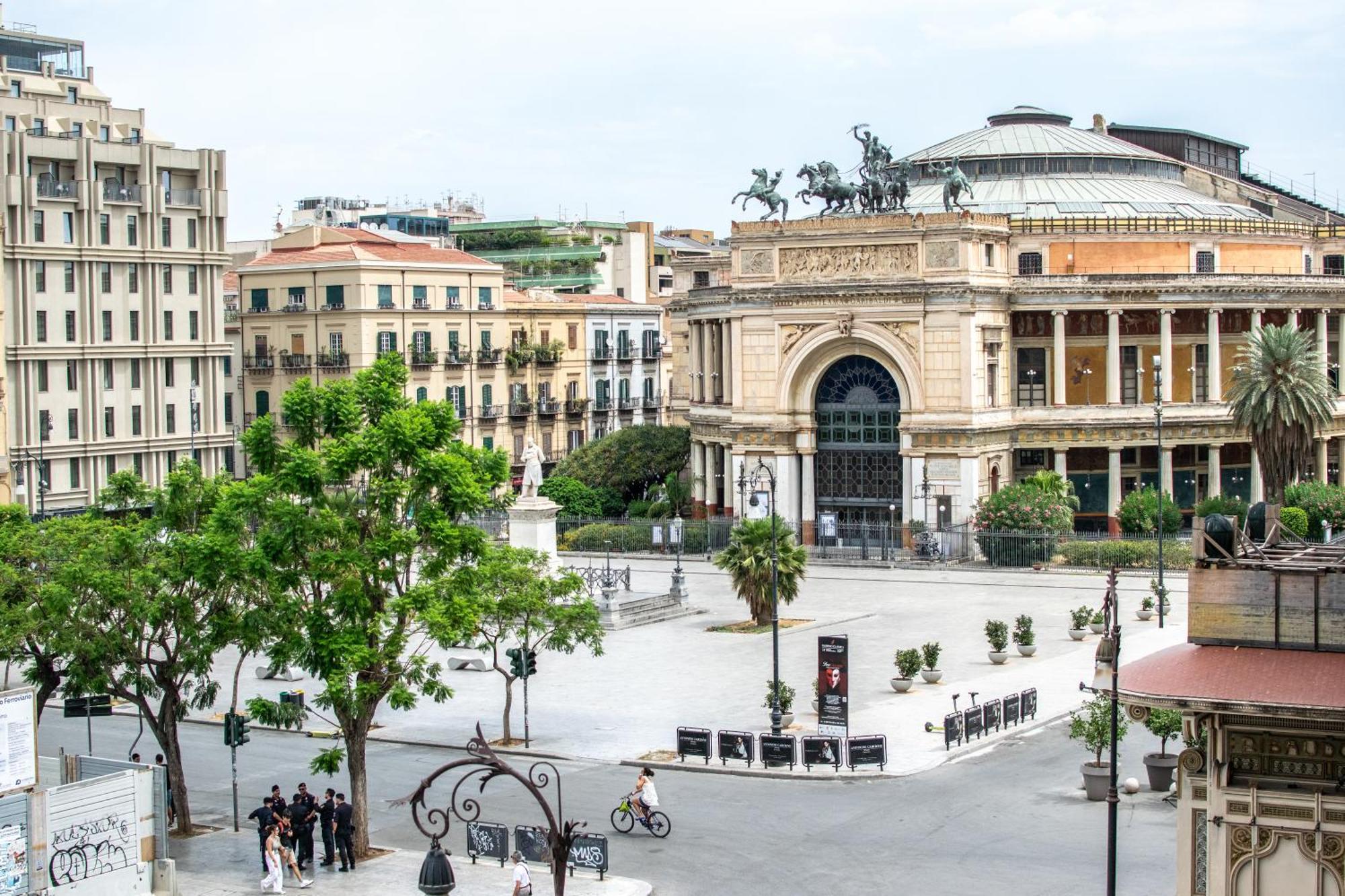 Politeama Crystal Rooms Palermo Eksteriør bilde